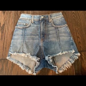 REVICE Venus Cutoffs / Athena Wash